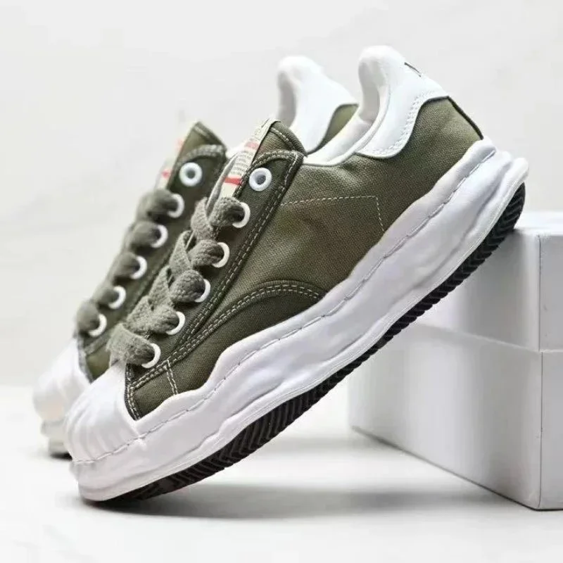 Nike Nike Sacai x Nike VaporWaffle Olive White Sneakers Green