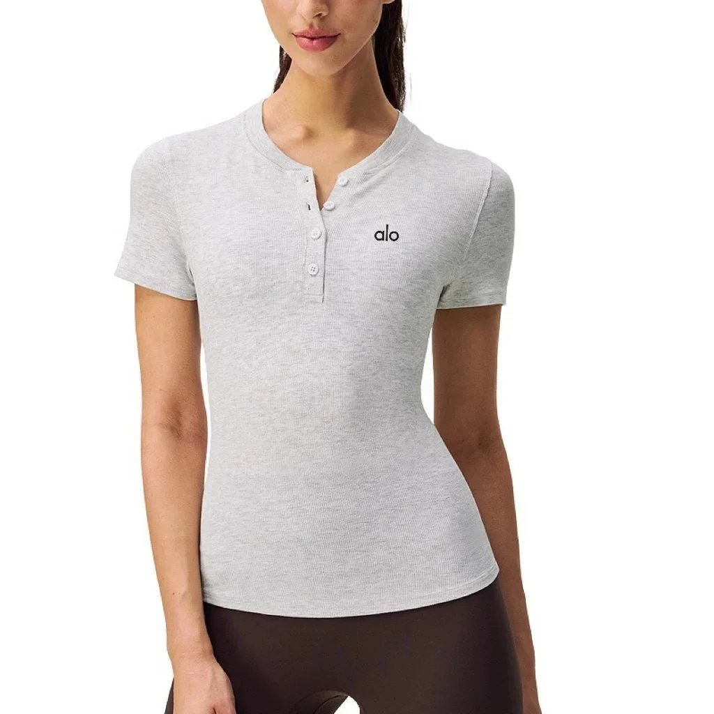 Alo Yoga Alo Henley T-Shirt Light Grey Top Grey - 1