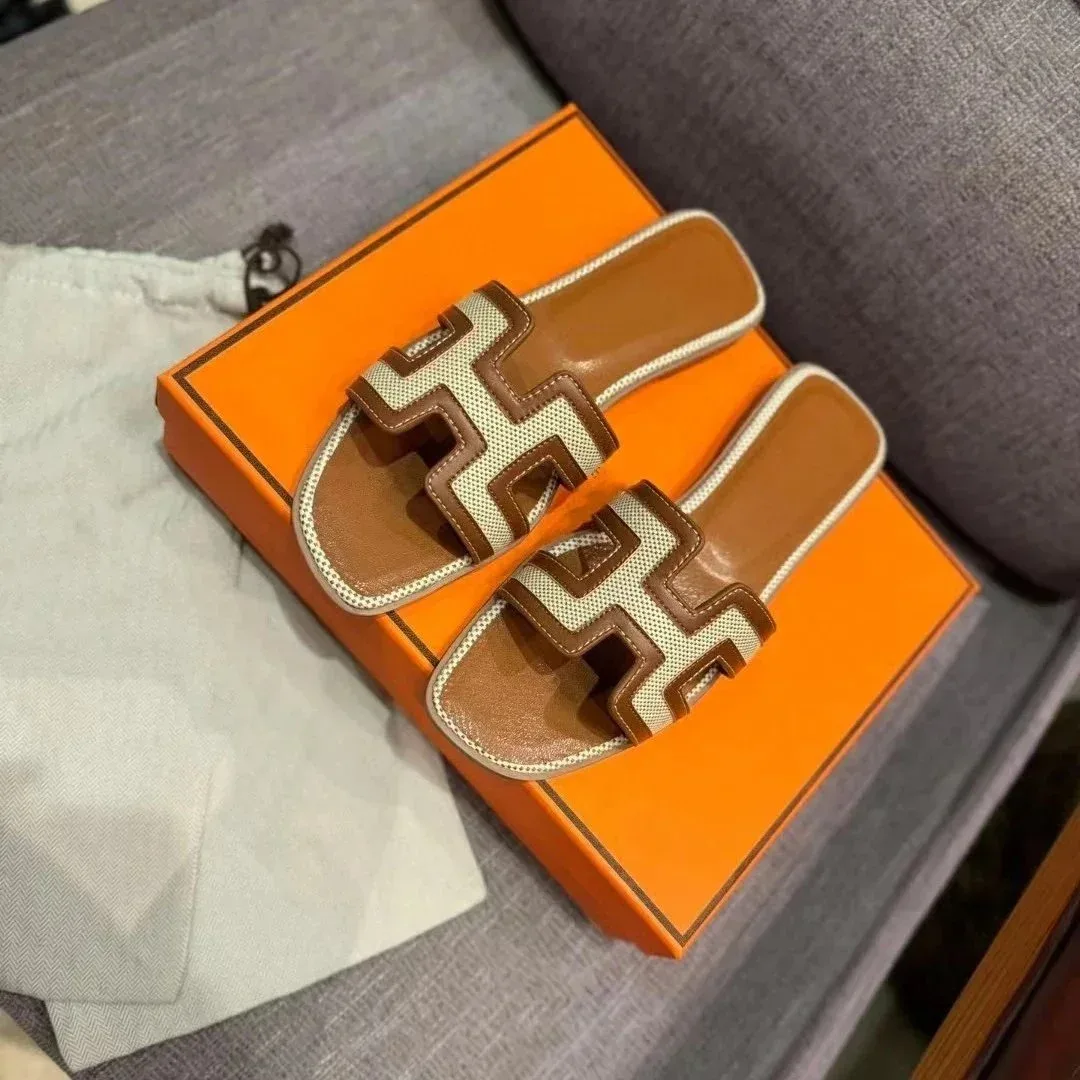 Hermès H Sandals Beige/Brown Loafers