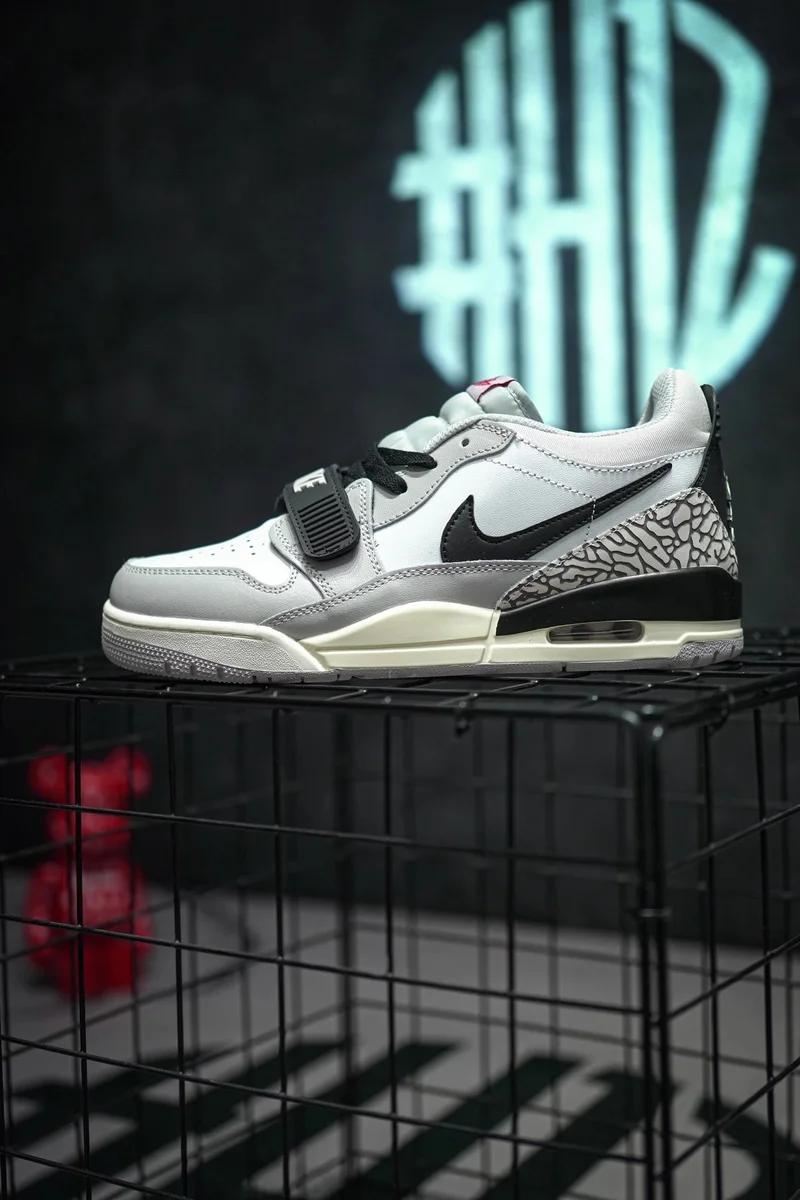 Jordan Jordan Air Jordan 3 White/Black Elephant Sneakers White