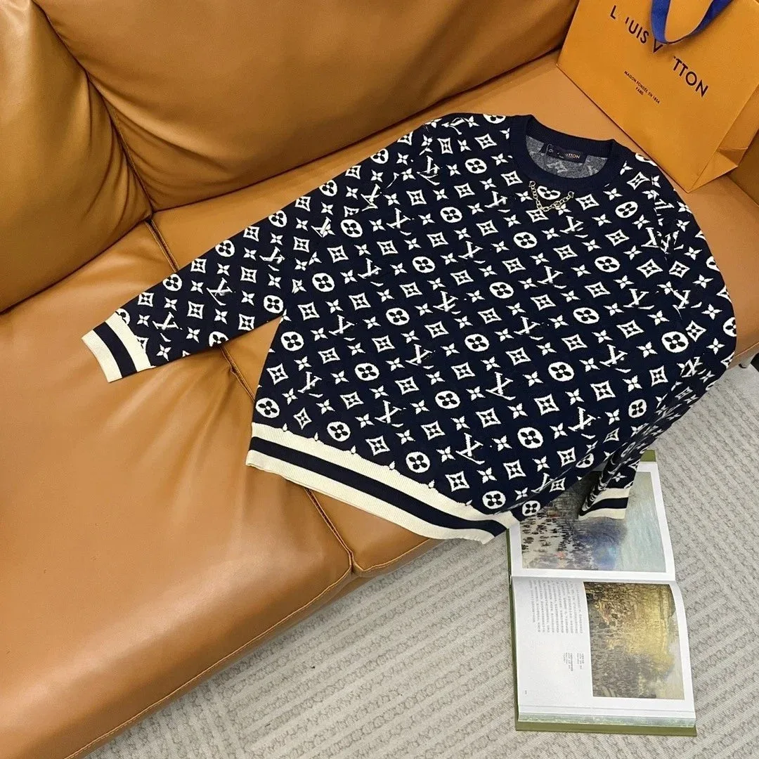 Louis Vuitton Louis Vuitton Monogram Crewneck Sweatshirt Blue-2 Blue