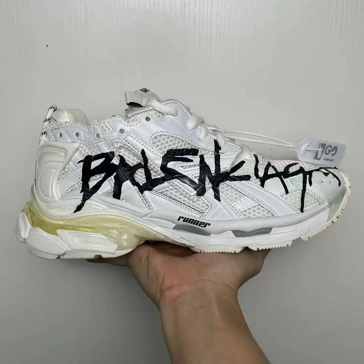 Balenciaga Balenciaga Triple S White/Amber Translucent Sneakers White