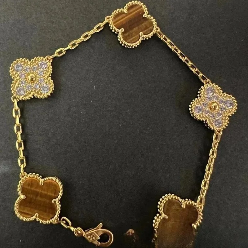 Van Cleef & Arpels Van Cleef & Arpels Alhambra BB-27 Gold Bracelet Gold