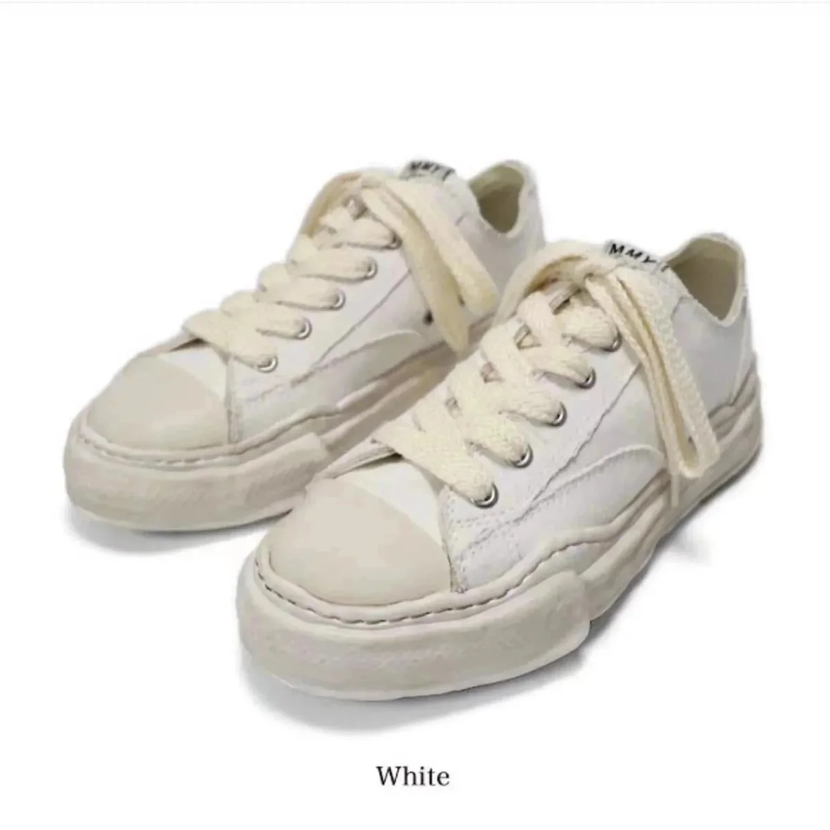 Maison Mihara Yasuhiro Maison Mihara Yasuhiro MMY Blakey Cream Sneakers Cream - 1