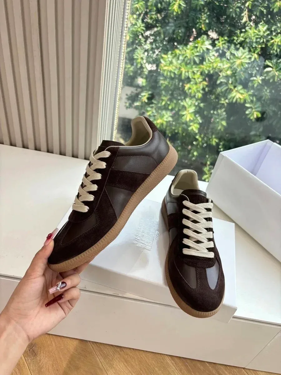Maison Mihara Yasuhiro Maison Mihara Yasuhiro OG Style 36 Brown Suede Sneakers Brown - 1