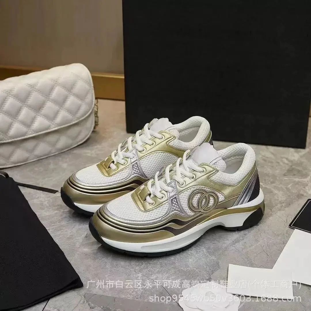Chanel Chanel Runners White/Gold Sneakers White