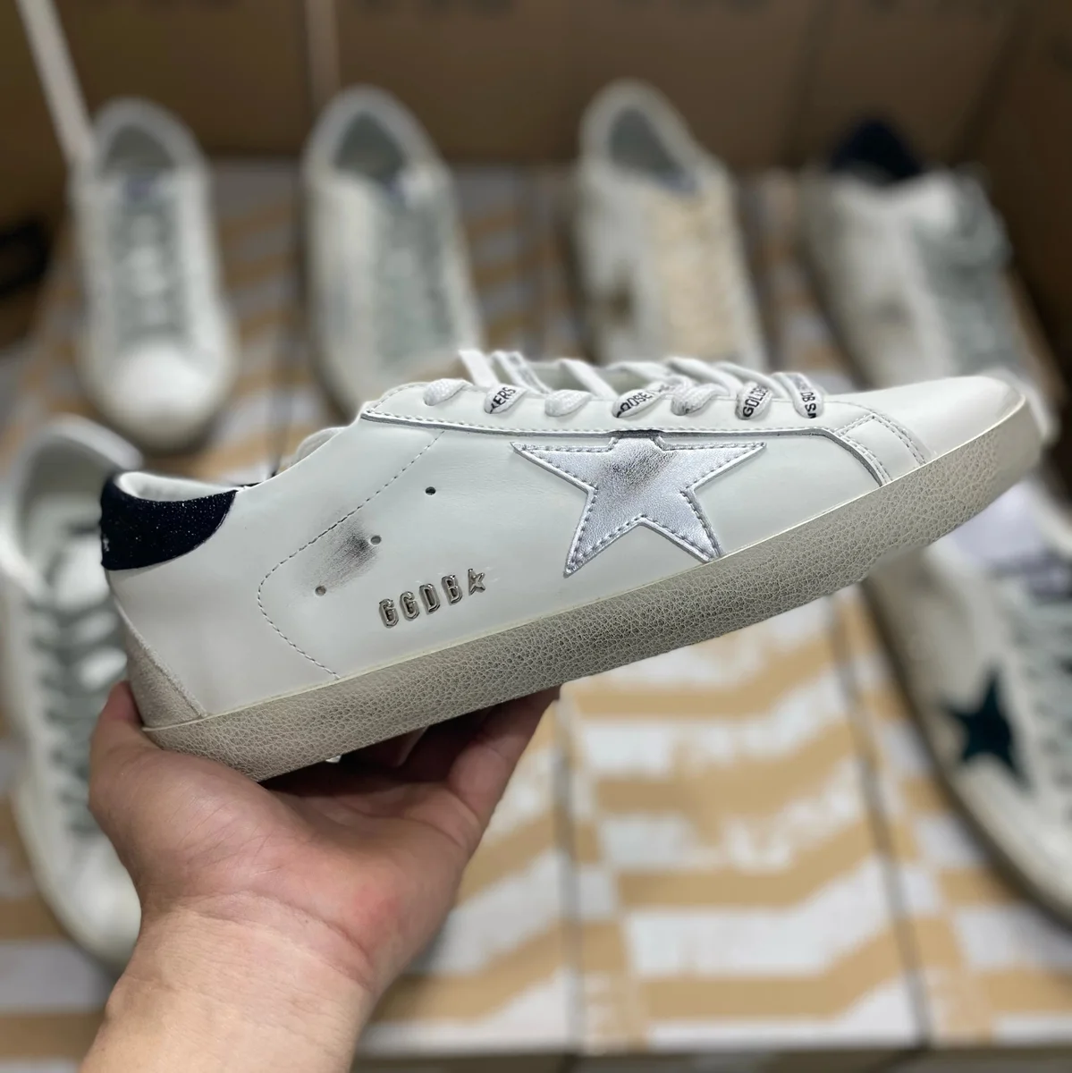 Golden Goose Golden Goose Super-Star Black Tail Silver Star Sneakers White - 1