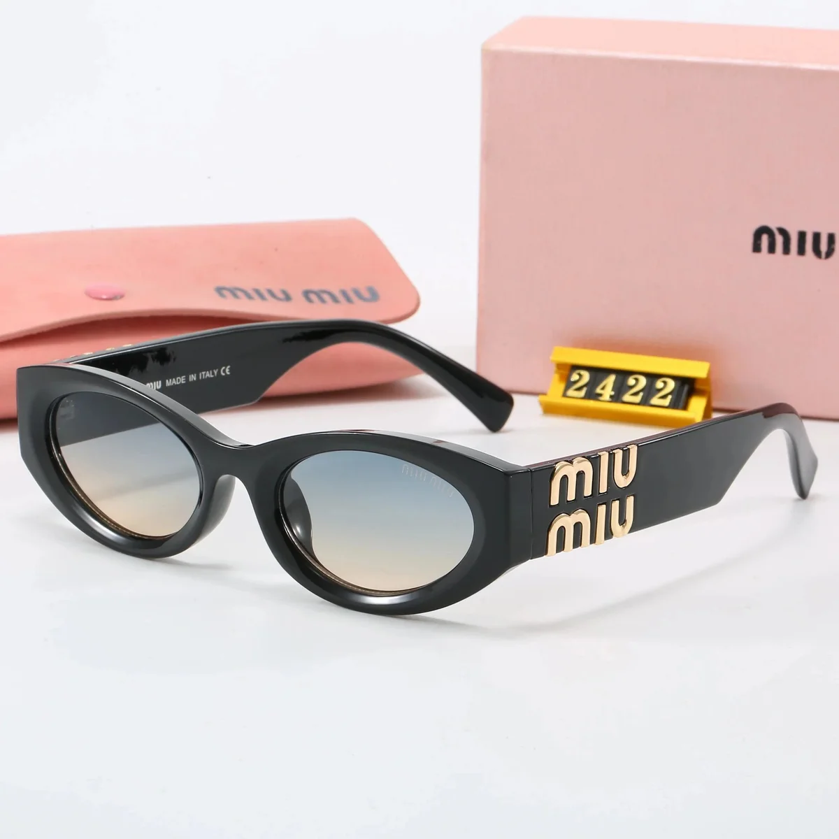 Miu Miu Miu Miu Black Gradient Lens Cat-Eye Sunglasses Black - 1