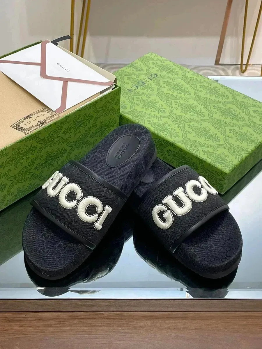 Gucci Gucci GG Canvas Slide Sandals Black/White Black - 1