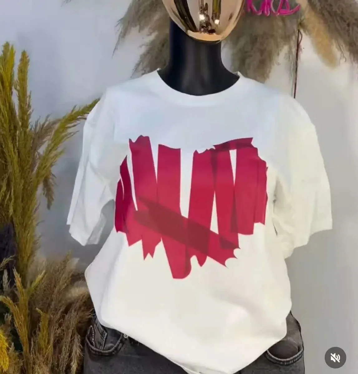 Other White Red 'Love' Graphic T-Shirt White - 1