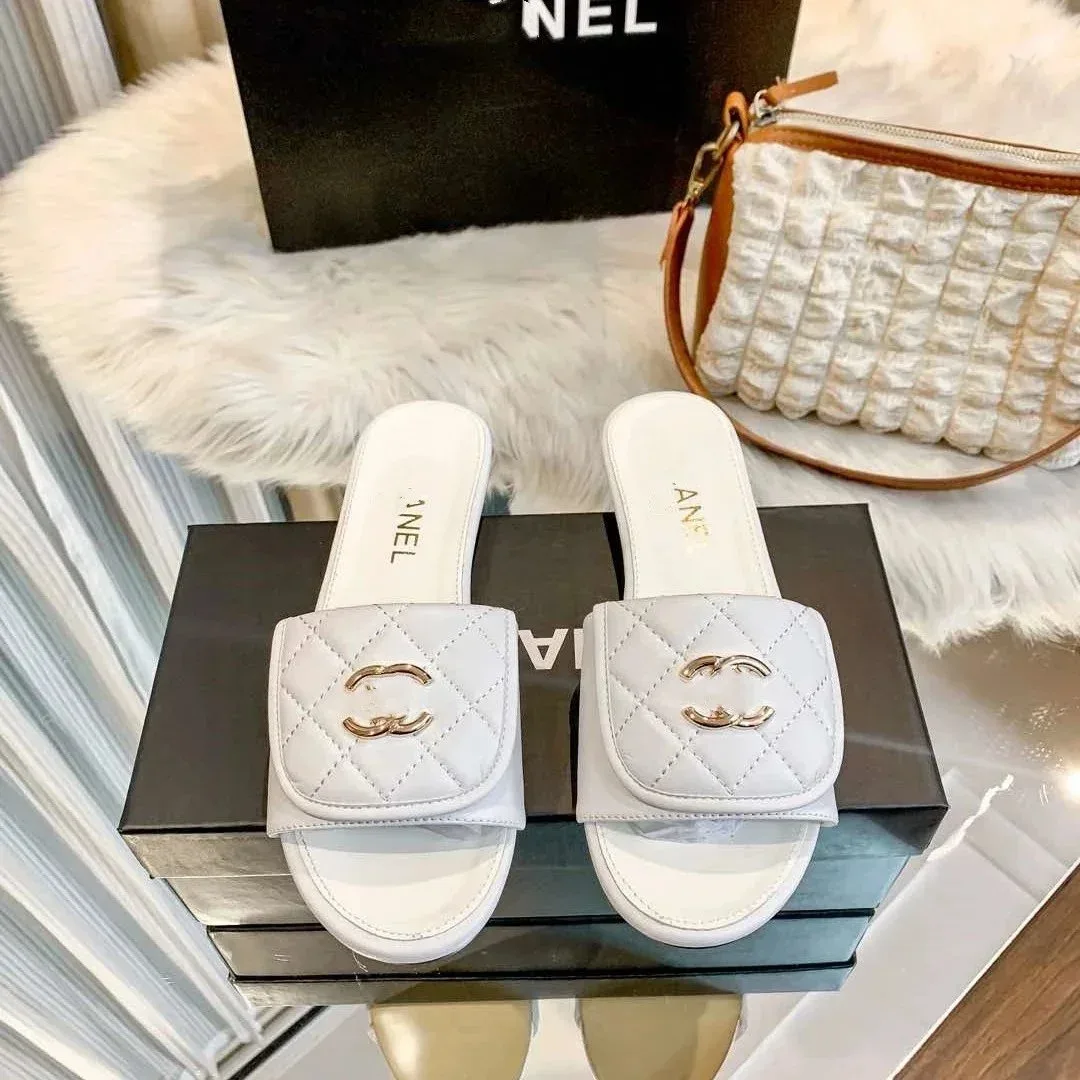 Chanel Chanel White CC Quilted Flat Sandals White