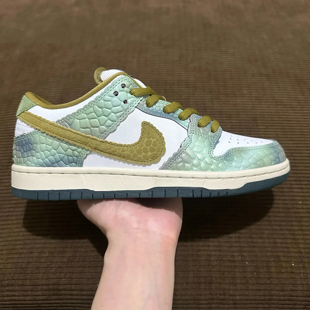 Nike Nike Dunk Low Crocodile White/Gold Sneakers Green