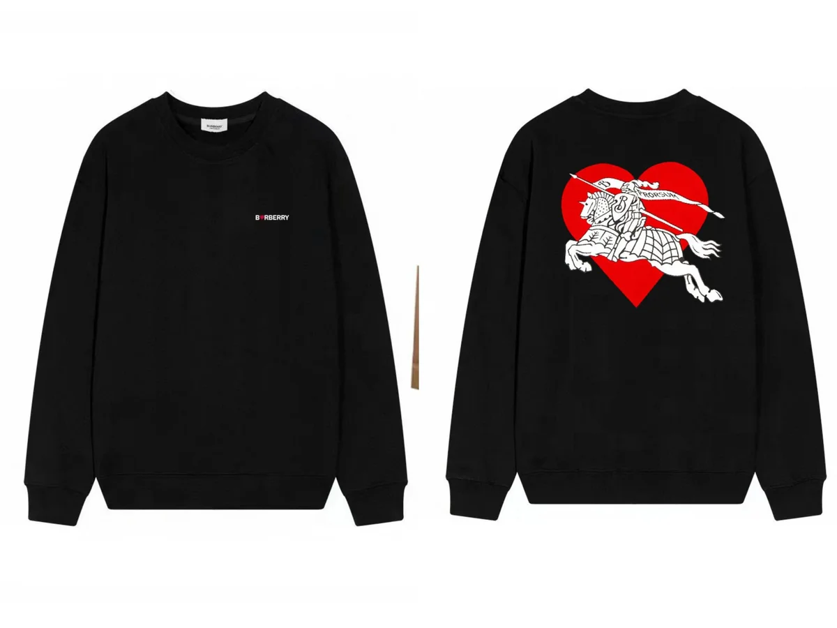 Burberry Burberry Black Horse & Heart Sweatshirt Black - 1