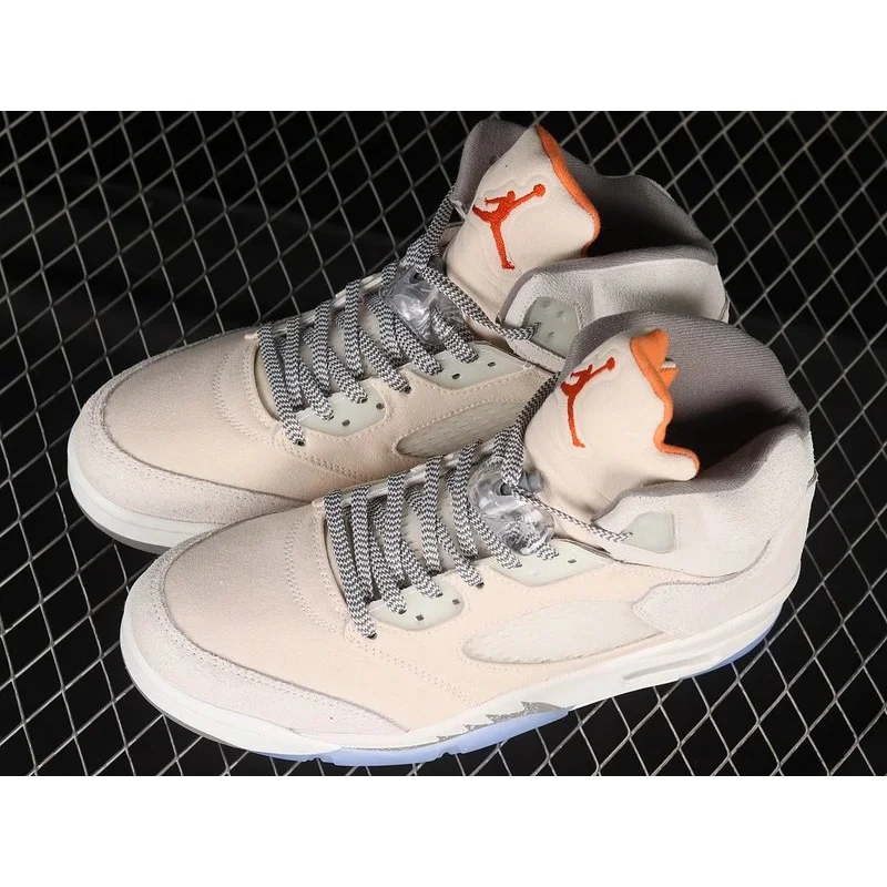 Jordan Air Jordan Air Jordan 5 Sail/University Red Sneakers Beige - 1