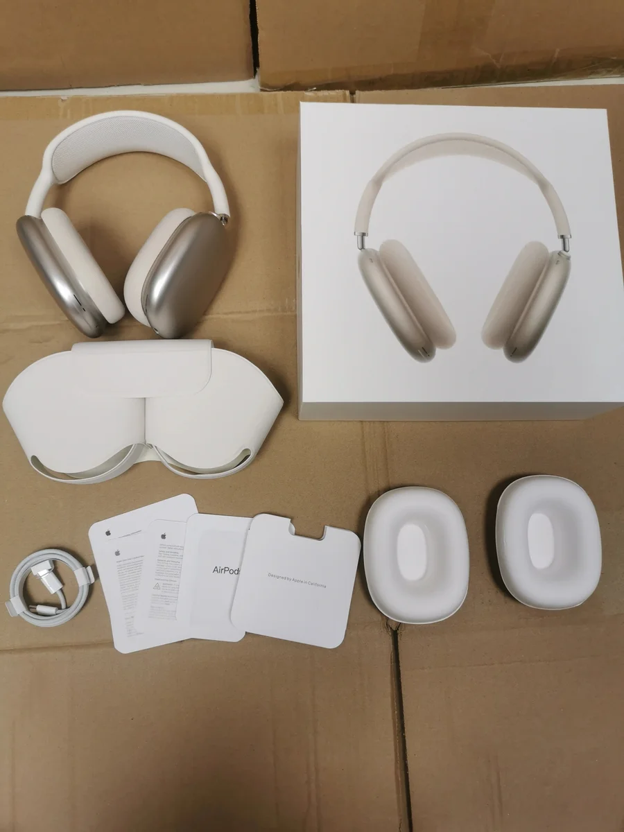 Apple Apple AirPods Max Starlight Headphones Silver - 1