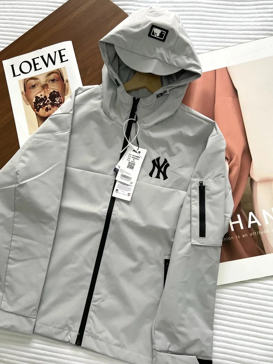 New York Yankees New York Yankees Grey Hooded Jacket Grey - 1
