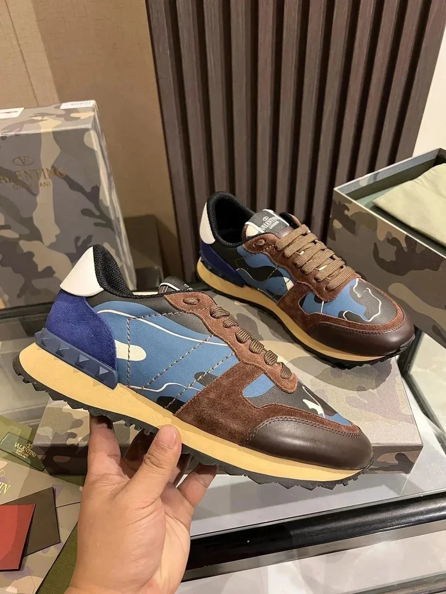 Valentino Valentino Rockstud Camo Print Sneakers Blue - 1