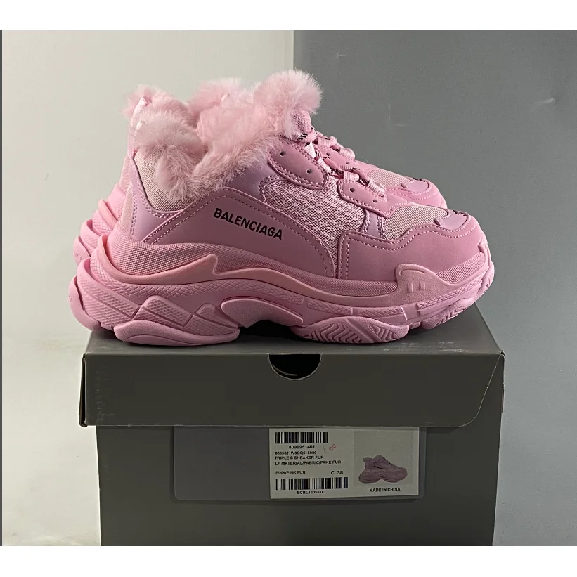 Balenciaga Balenciaga Triple S Sneaker Pink Fur Sneakers Pink - 1
