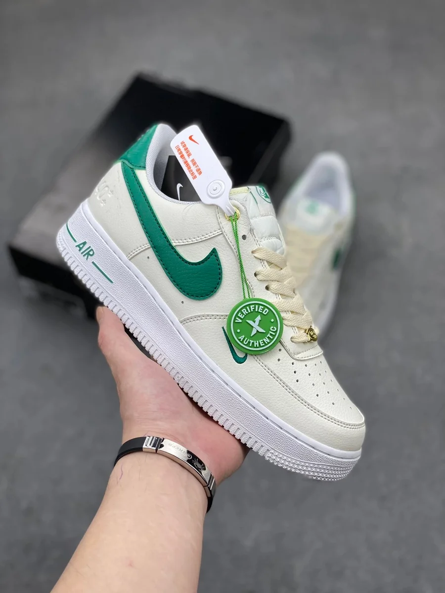 Nike Nike Air Force 1 Sail/Green Sneakers White - 1