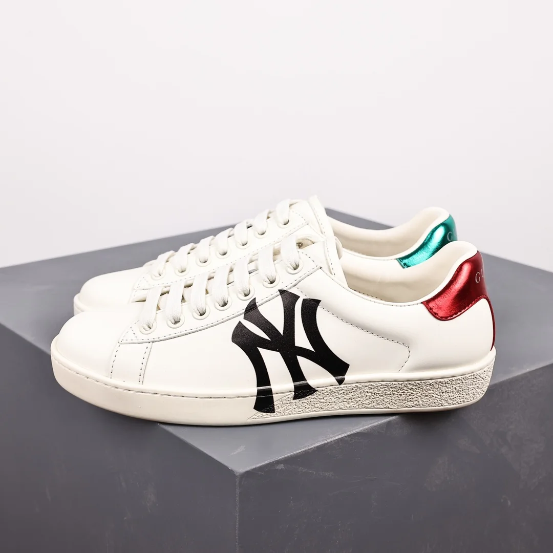 Gucci Gucci NY Yankees White Leather Sneakers White - 1