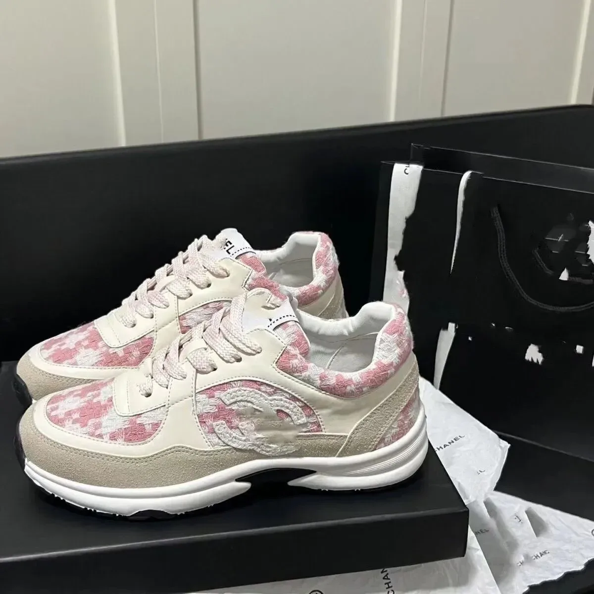 Chanel Chanel Beige/Pink Houndstooth Sneakers Beige