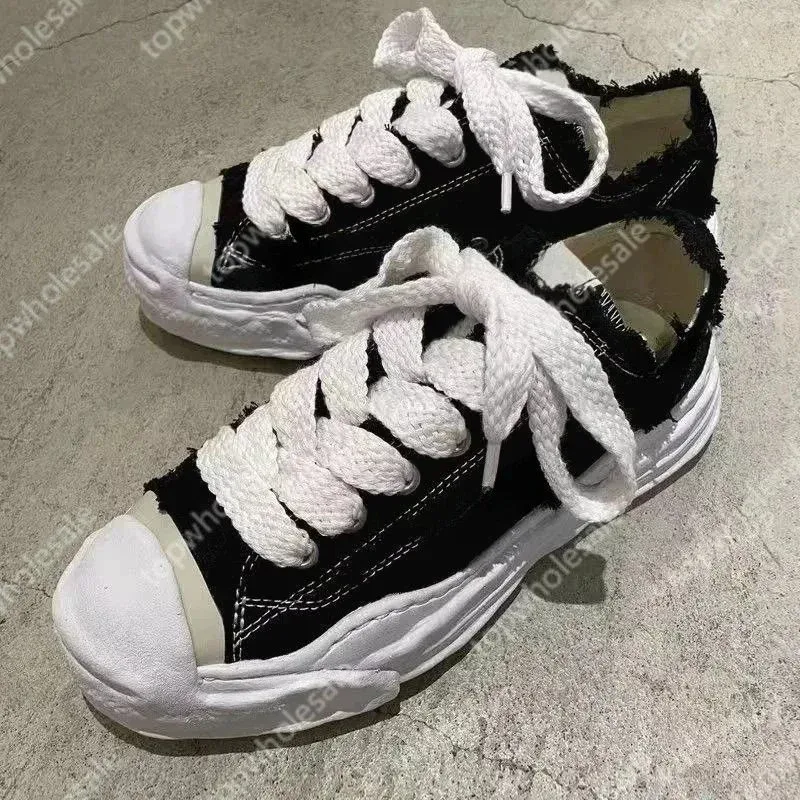 Maison Mihara Yasuhiro Maison Mihara Yasuhiro OG Style 36 Black/White Sneakers Black - 1