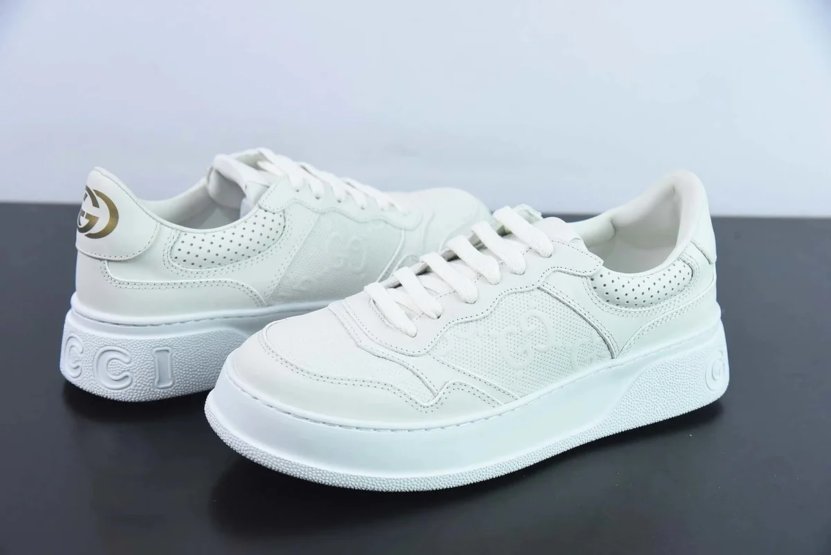 Gucci Gucci GG Supreme White Leather Sneakers White - 1