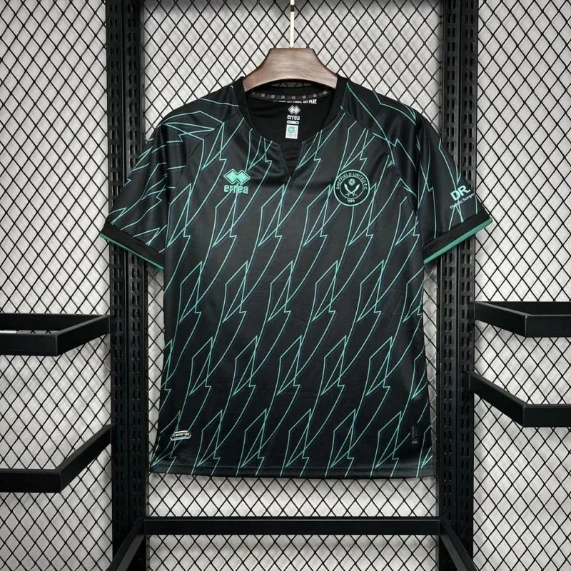 Errea Errea Black/Green Patterned Soccer Jersey Black