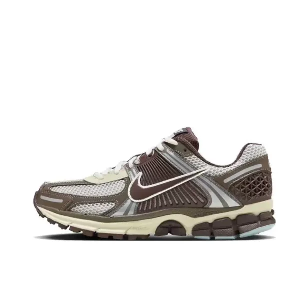 Nike Nike P-6000 Brown Sneakers Brown