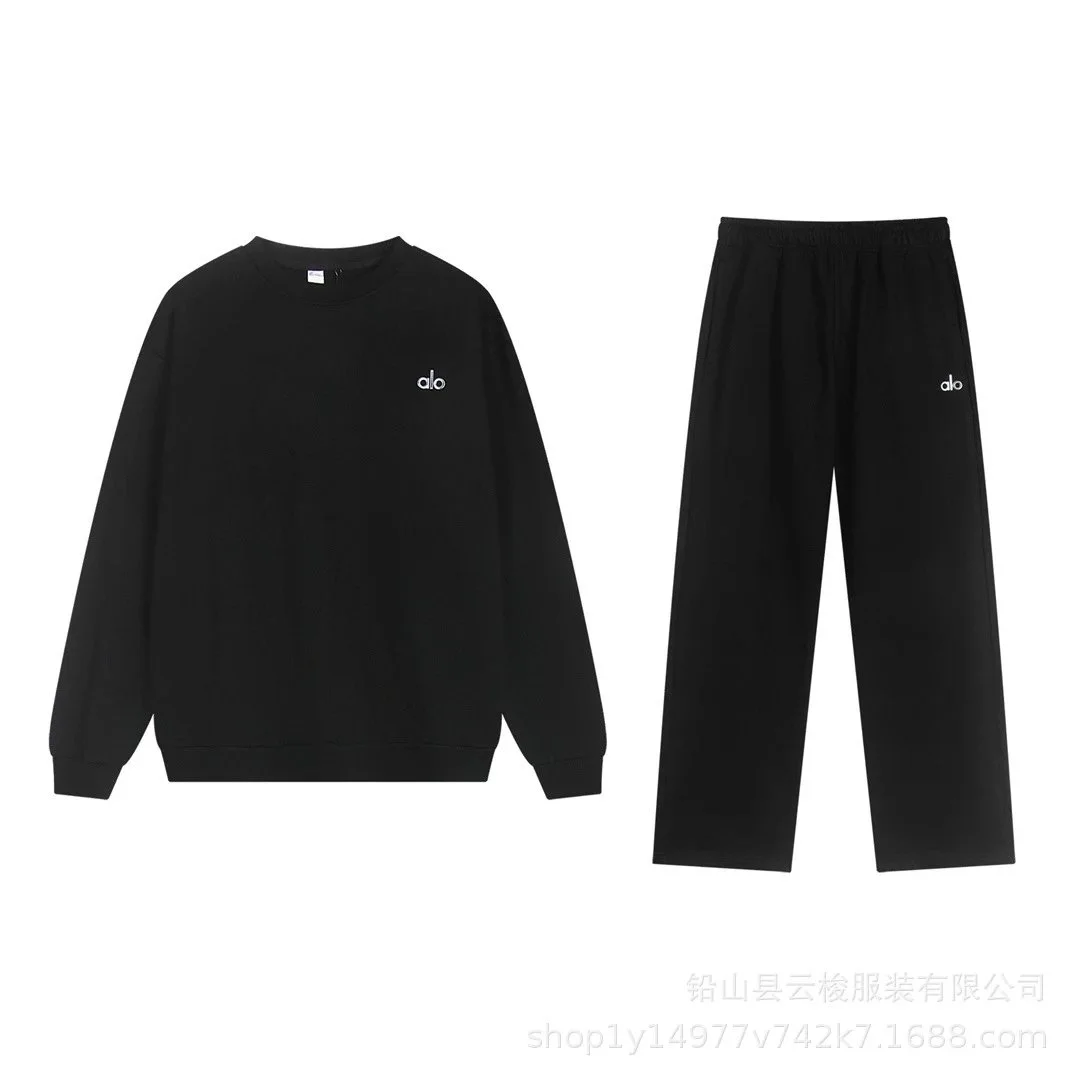 Alo Yoga Alo Yoga Black Round Neck Straight Tube Tracksuit Black - 1