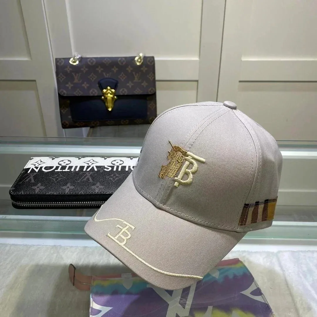 Burberry Burberry TB Monogram Beige Cap Beige