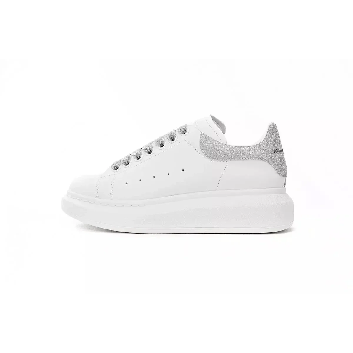 Alexander McQueen Alexander McQueen Oversized White Silver Glitter Sneakers White