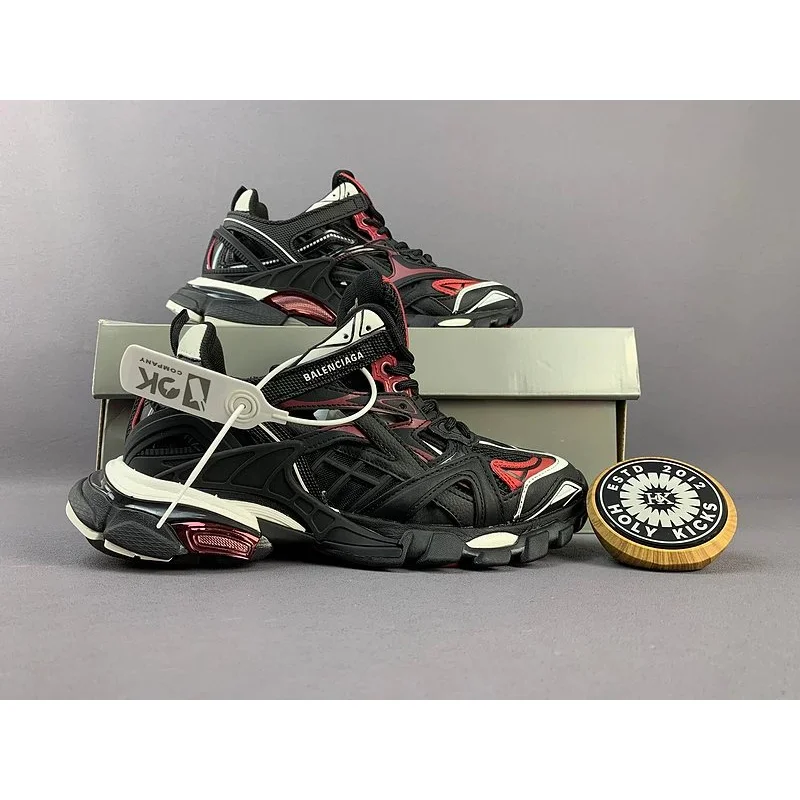 Balenciaga Balenciaga Track.3.0 Triple Black/Red Sneakers Black - 1