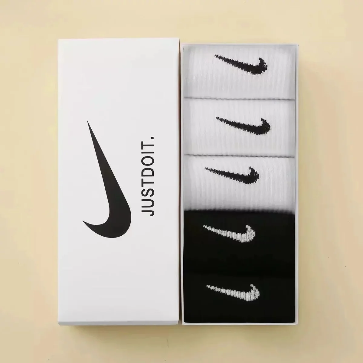 Nike Nike 3 White 2 Black Swoosh Crew Socks Black