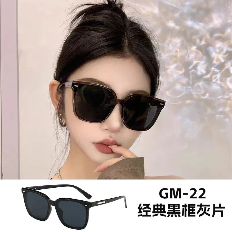 Other GM-22 Classic Black Frame Gray Lenses Sunglasses Black - 1