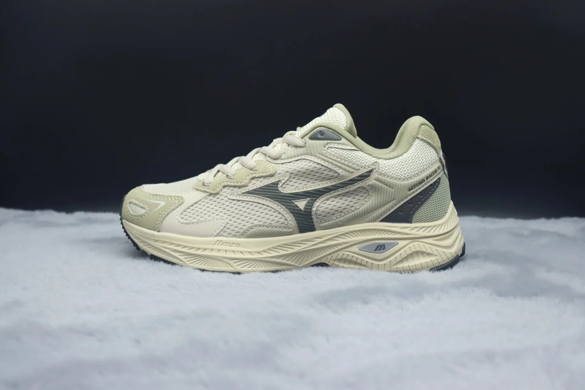 Mizuno Mizuno Wave Rider Racer Sail/Black Sneakers Beige - 1