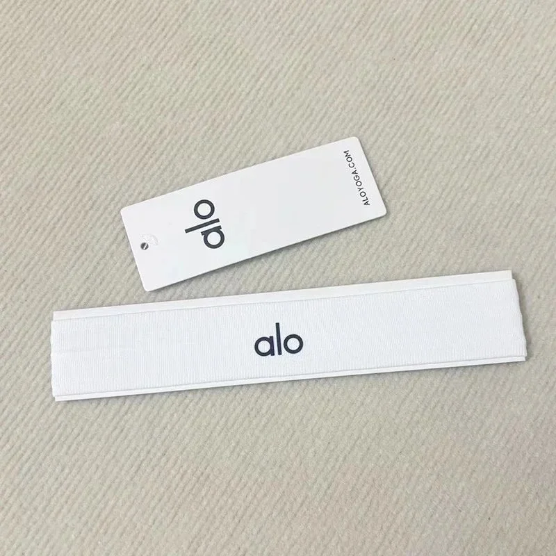 Alo Yoga Alo Yoga White (Black Label) Socks & Hosiery White - 1