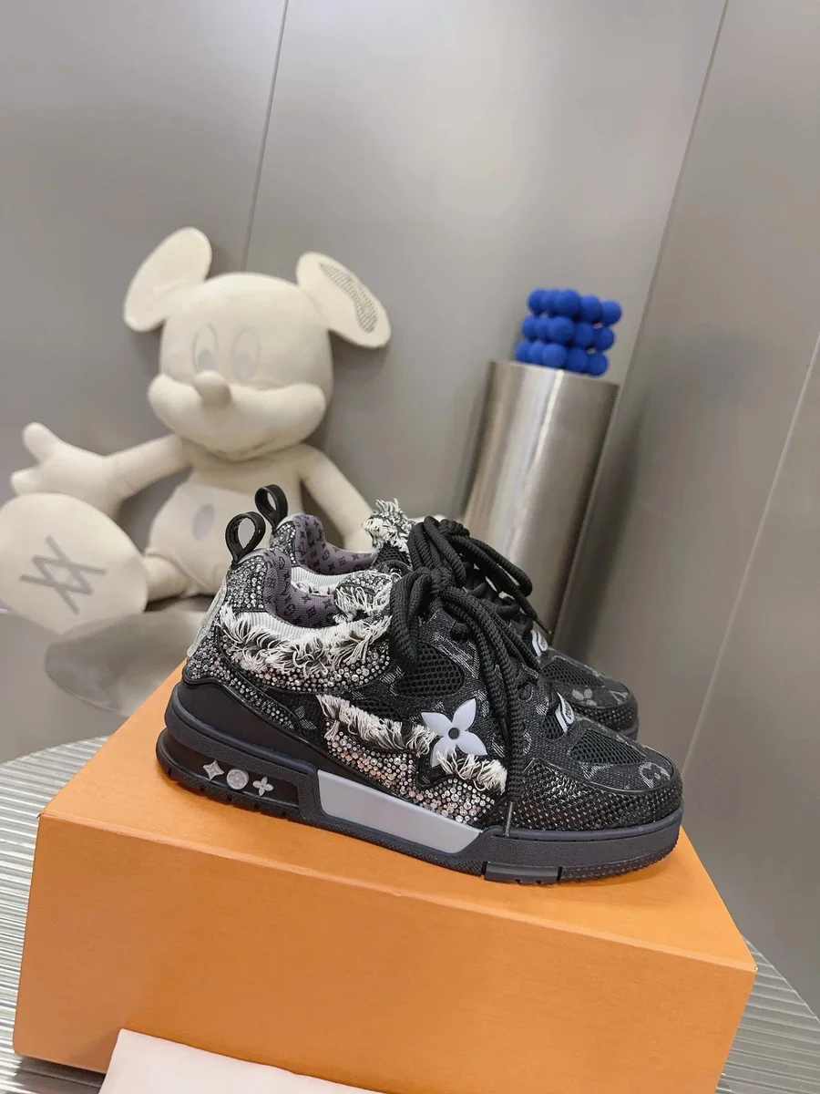 Louis Vuitton Louis Vuitton LV Trainer Black & White Sneakers Black