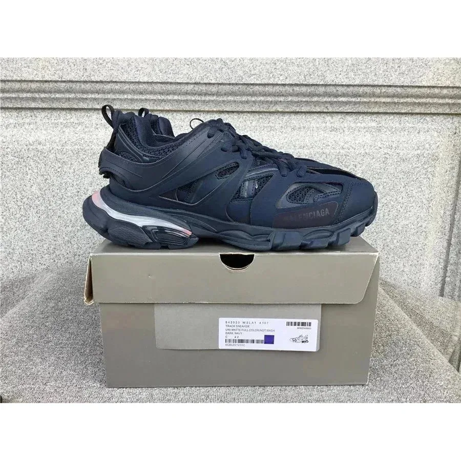 Balenciaga Balenciaga Track Walla 4107 Dark Navy Sneakers Navy - 1