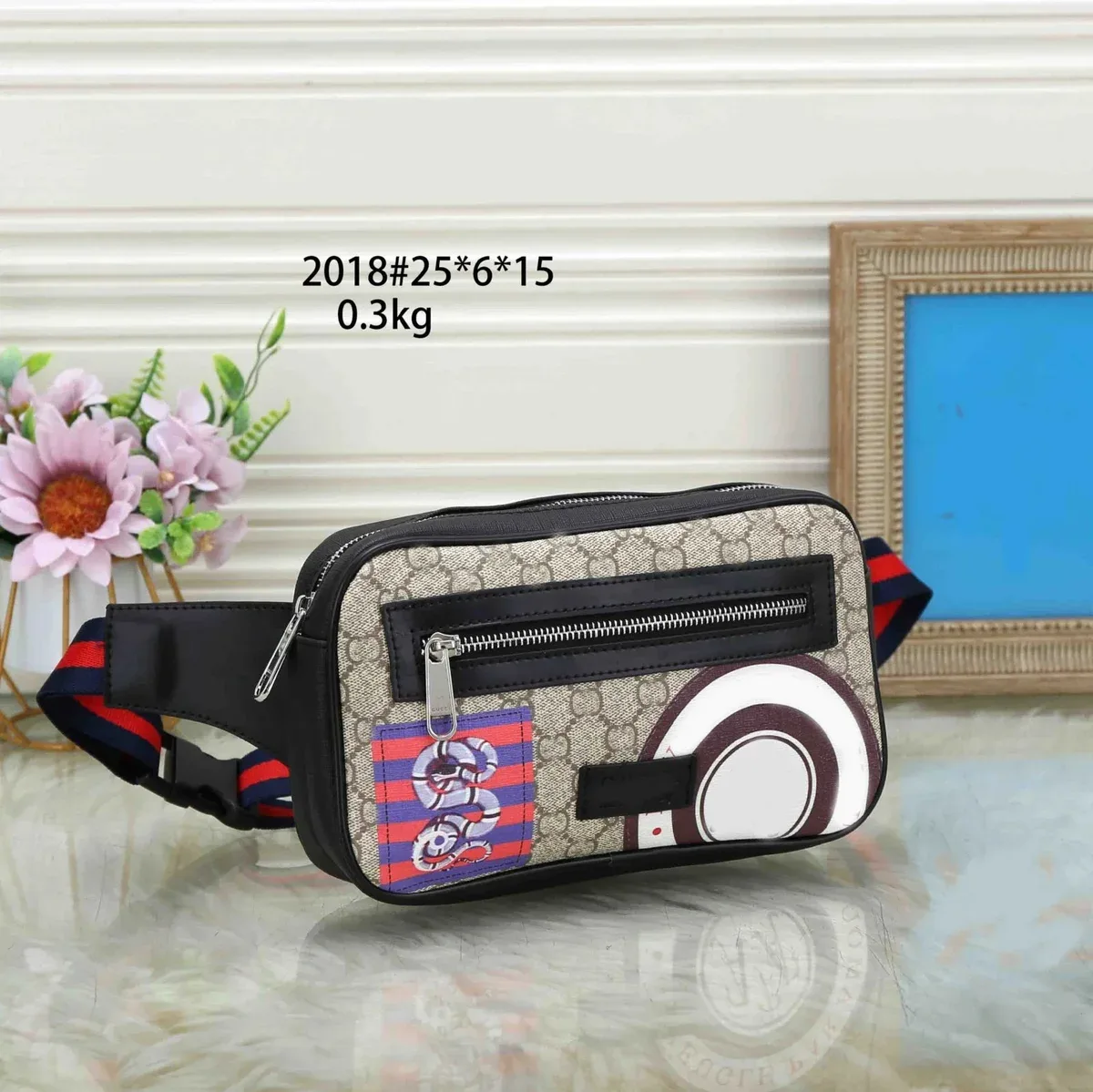 Gucci Gucci GG Supreme杏色印花腰包 Beige