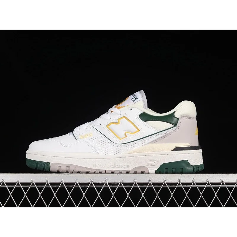 New Balance New Balance 550 White/Green Sneakers White - 1