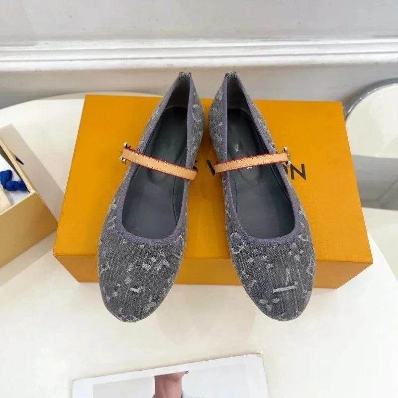 Louis Vuitton Louis Vuitton Monogram Mary Jane Flats Grey Grey