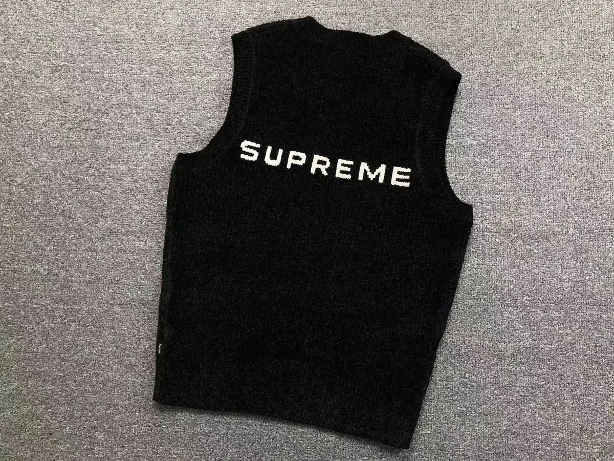 Supreme Supreme Box Logo Black Chenille V-Neck Vest Black - 1