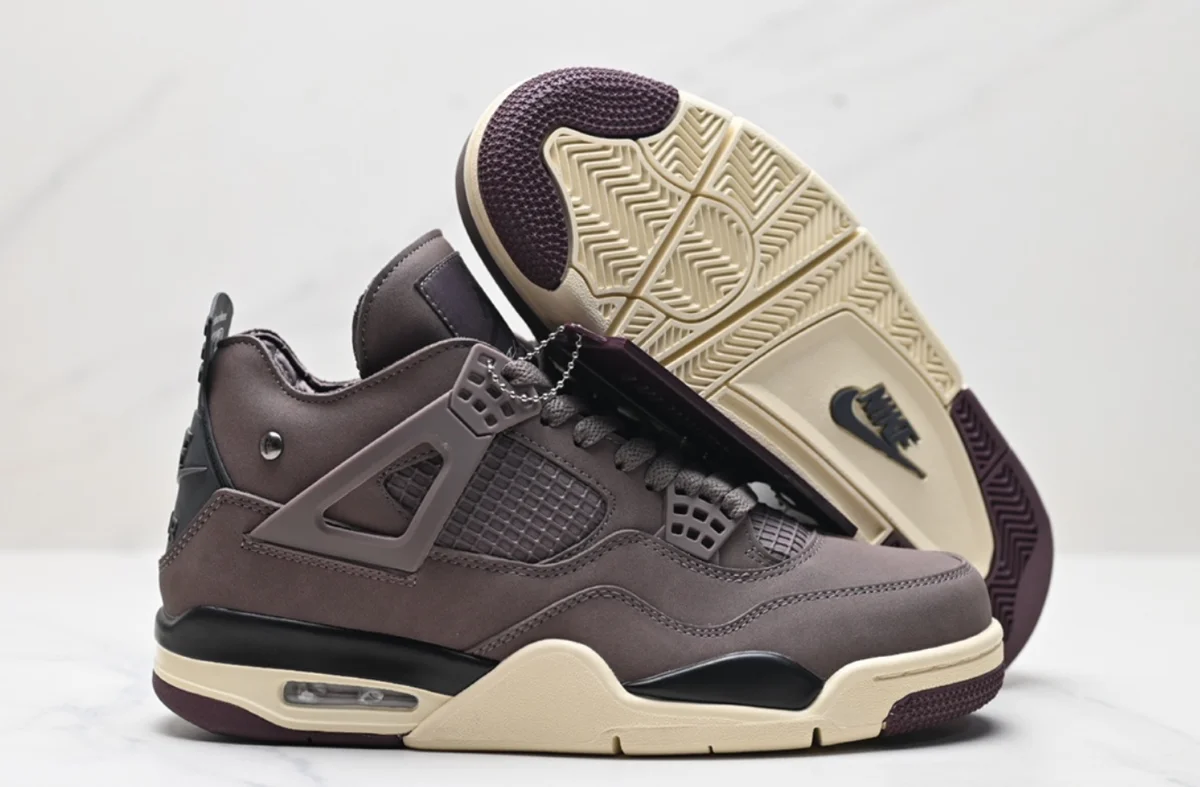 Nike Nike Air Jordan 4 Dark Mocha Sneakers Brown - 1