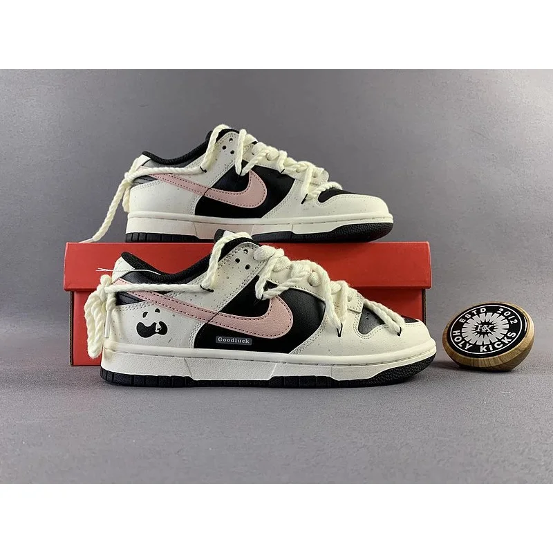 Nike Nike Dunk Low Goodluck Panda Pink Sneakers White