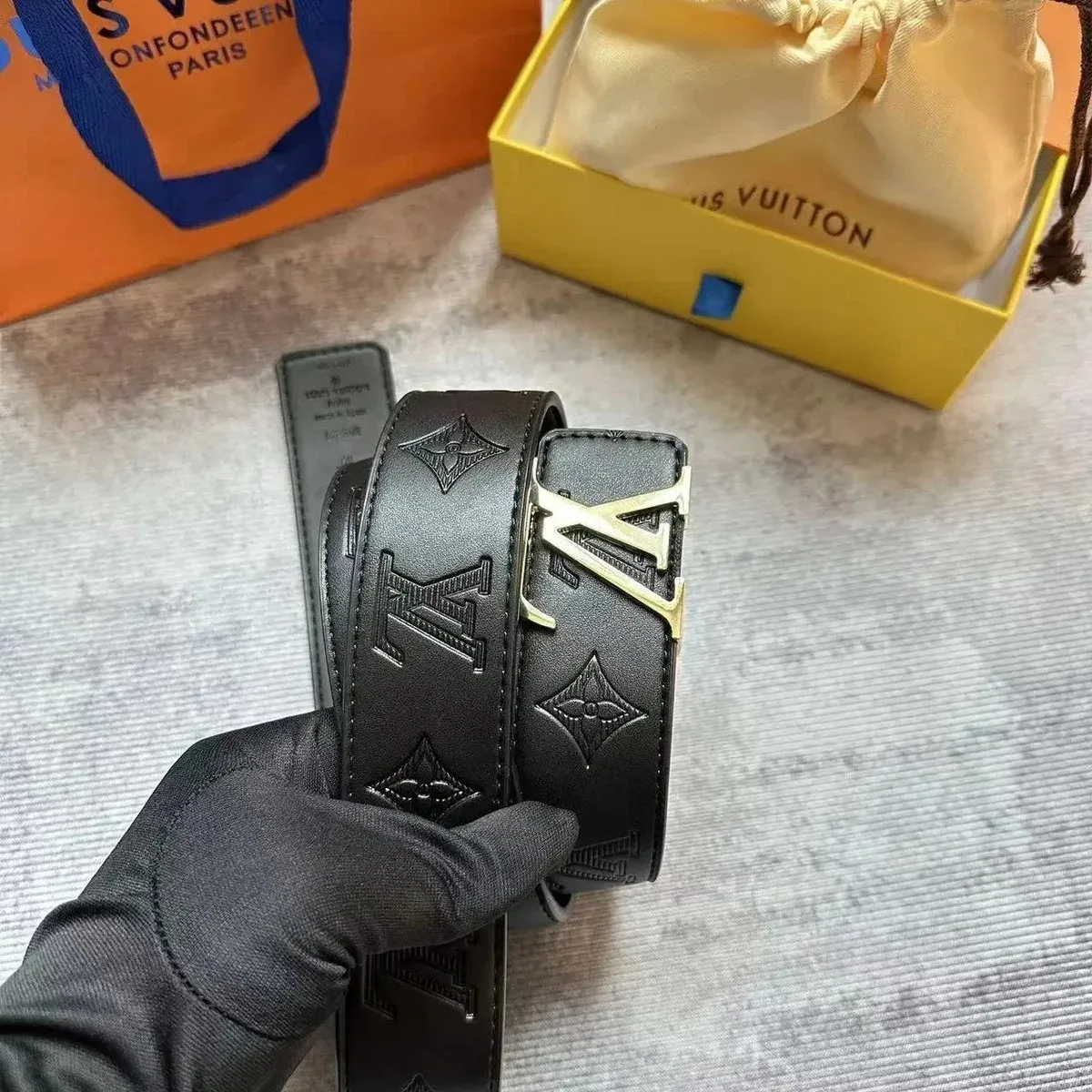 Louis Vuitton Louis Vuitton Monogram 31 Black Belt Black