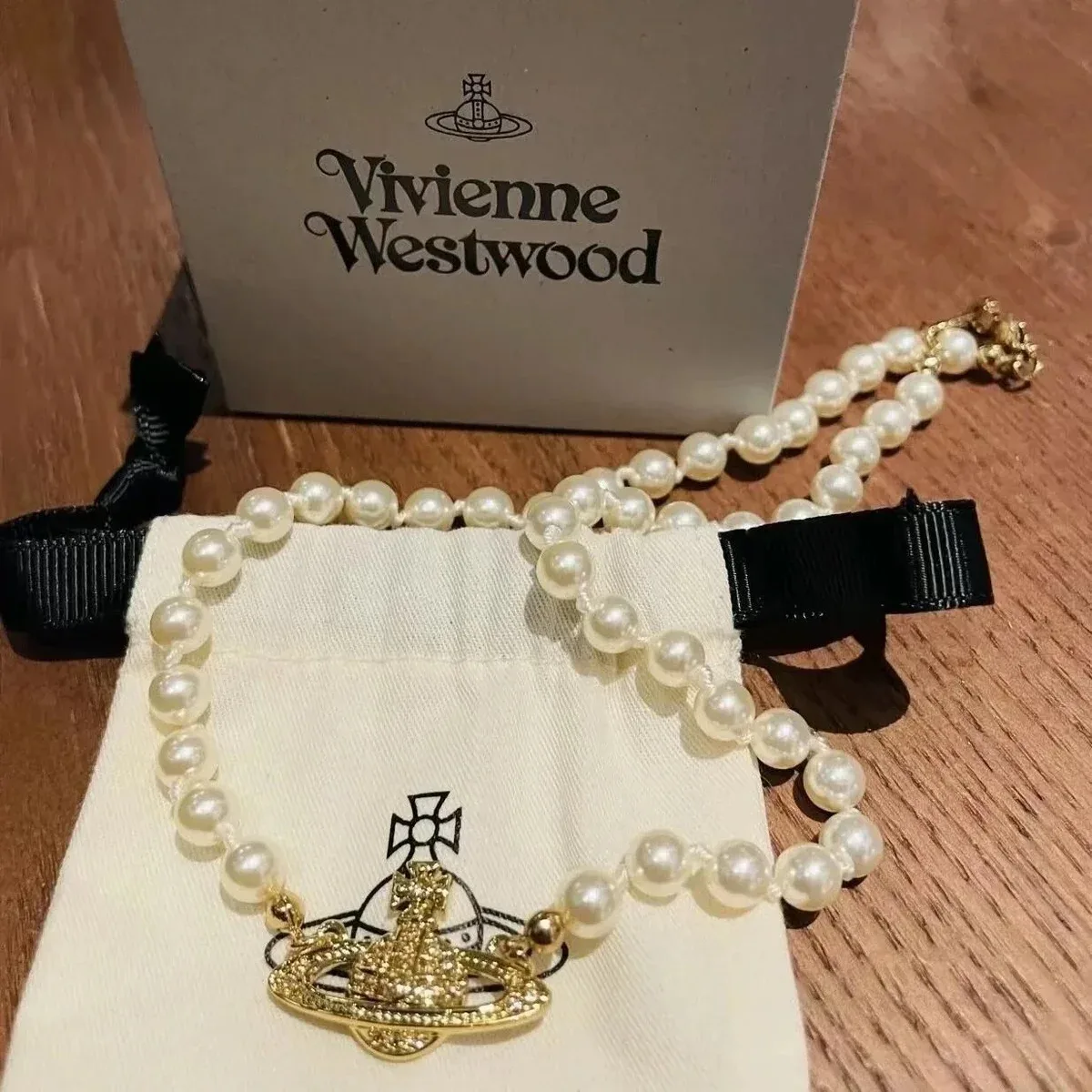 Vivienne Westwood Vivienne Westwood Orb Pearl Necklace Gold Gold - 1