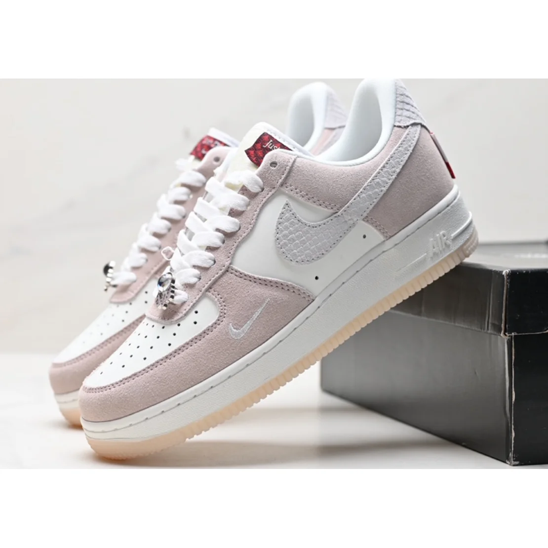 Nike Nike Air Force 1 Pink/White Sneakers Pink - 1