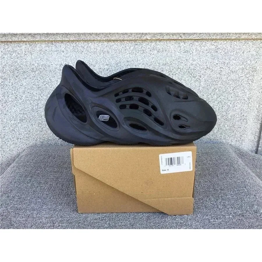 Adidas Adidas Yeezy 700 Black Sneakers Black - 1