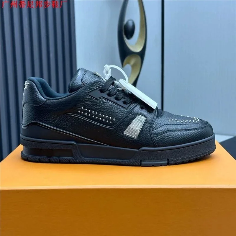 Dior Dior Studded Leather Sneakers Black/Silver Black